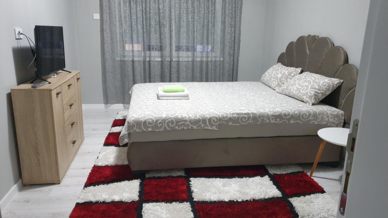 Apartman Sweet Dreams 2 Aparthotel นิส ภายนอก รูปภาพ