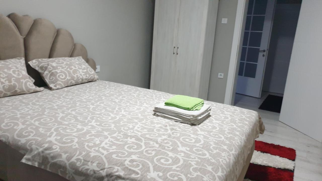 Apartman Sweet Dreams 2 นิส ภายนอก รูปภาพ
